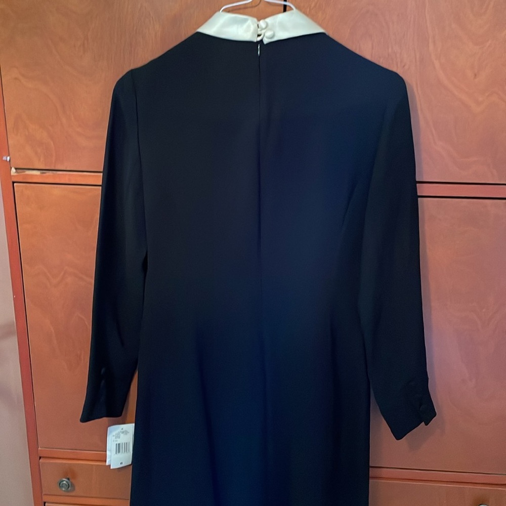 Brand new Jones New York classic outfit dress
Sz 6 - Picture 5 of 6